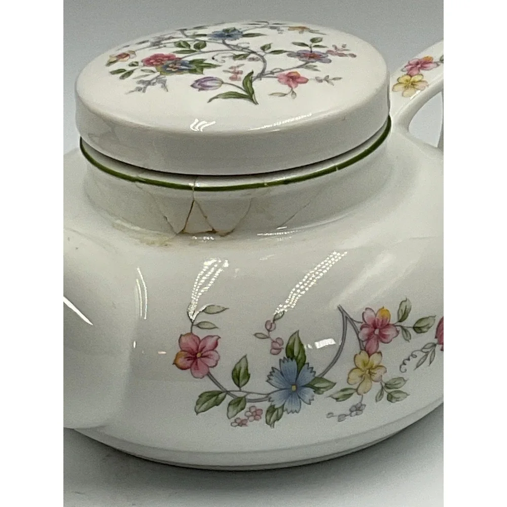 Vintage Andrea By Sadek Corona Porcelain‎ Teapot Floral Design